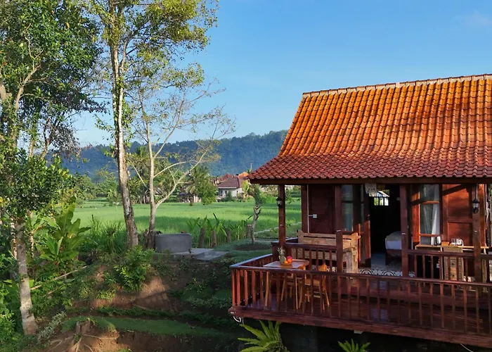 別荘 Nari Swari Sidemen Karangasem