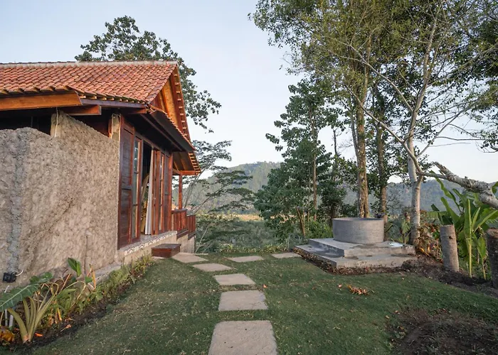 Nari Swari Sidemen Karangasem
